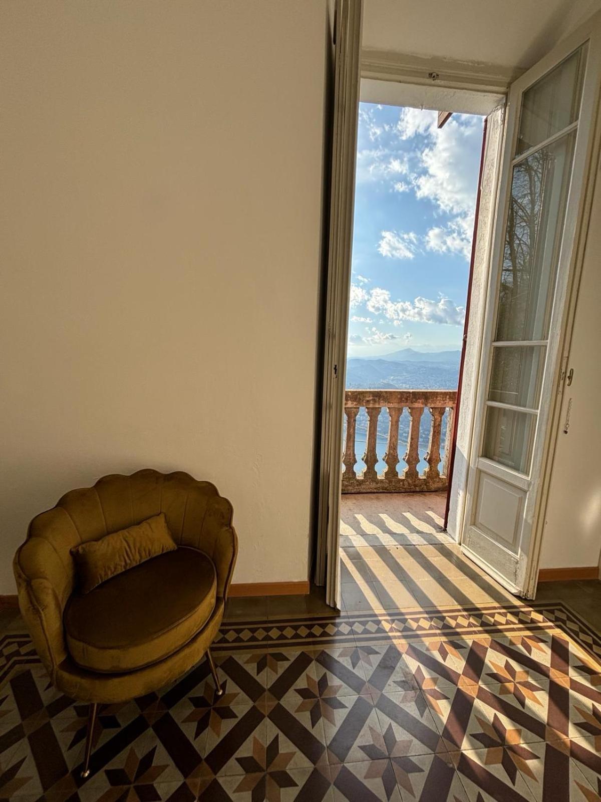 B&B Il Balcone Sul Lago Brunate Ruang foto