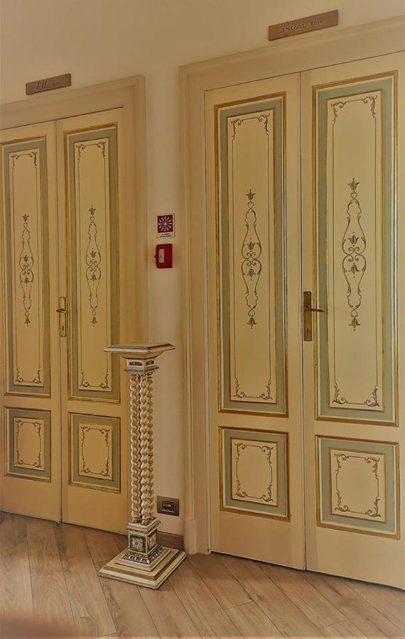 B&B Il Balcone Sul Lago Brunate Bagian luar foto